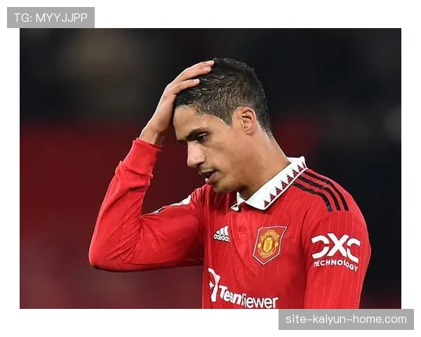 曼联战术争议：滕哈格的强势管理引发球队内部冲突