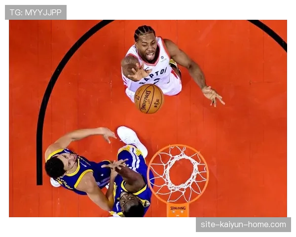 国际篮联与NBA的干扰球规则有哪些关键差异？